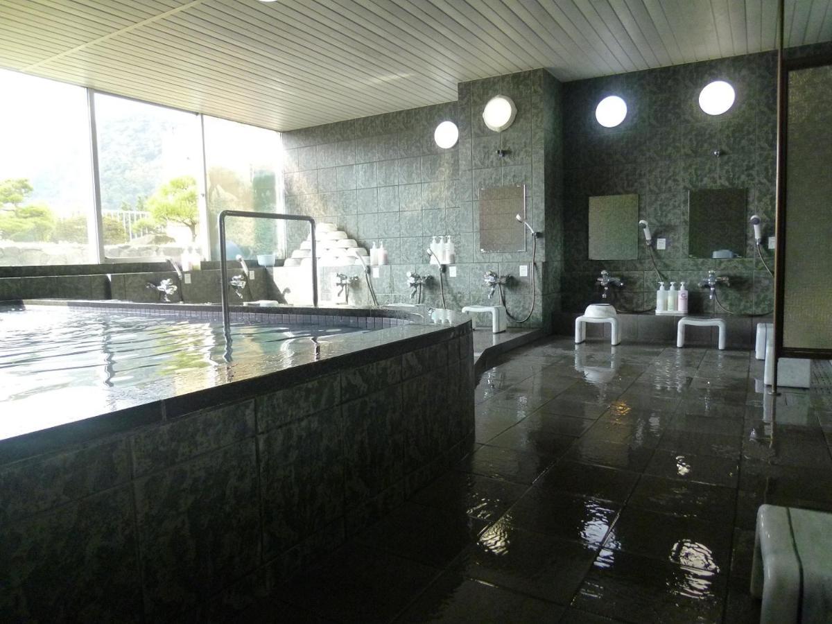 Oki Plaza Hotel Okinoshima  Экстерьер фото